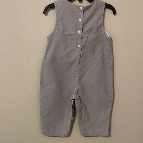 𝅺BOUTIQUE Style Onesie 12M - Picture 3 of 4